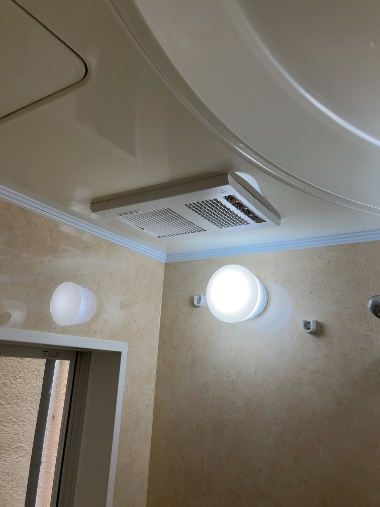 東京都北区　N様邸　浴室暖房乾燥機取替工事