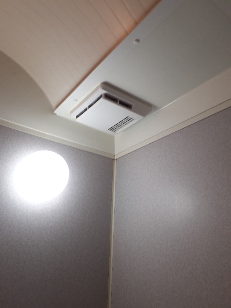 埼玉県さいたま市　H様邸　1室用浴室暖房乾燥機新設工事